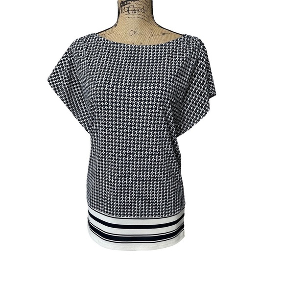 Ann Taylor Flutter Sleeve Blouse Navy and White with Circles and Band Waist Top - Picture 2 of 12